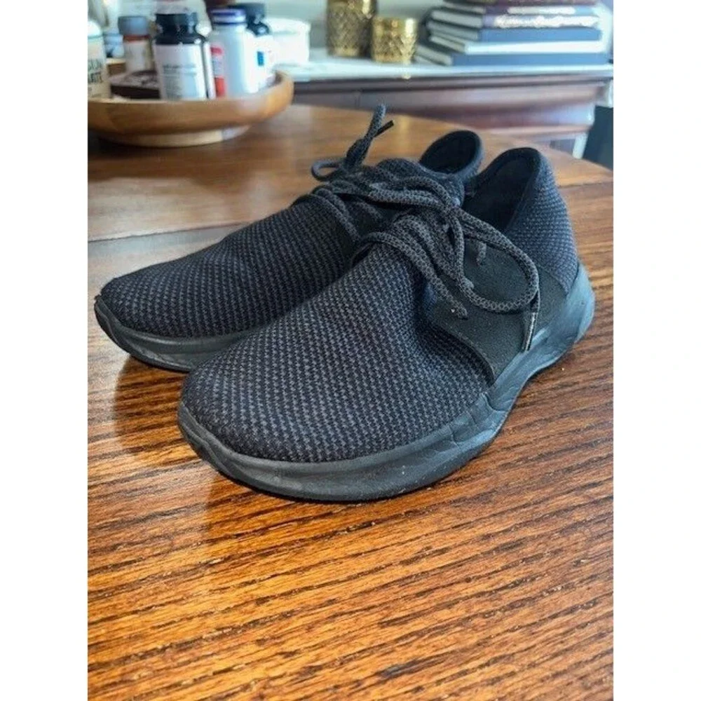 Vessi Everyday Classic Shoes Mens 8 Black Waterproof Comfort Athletic Sneakers